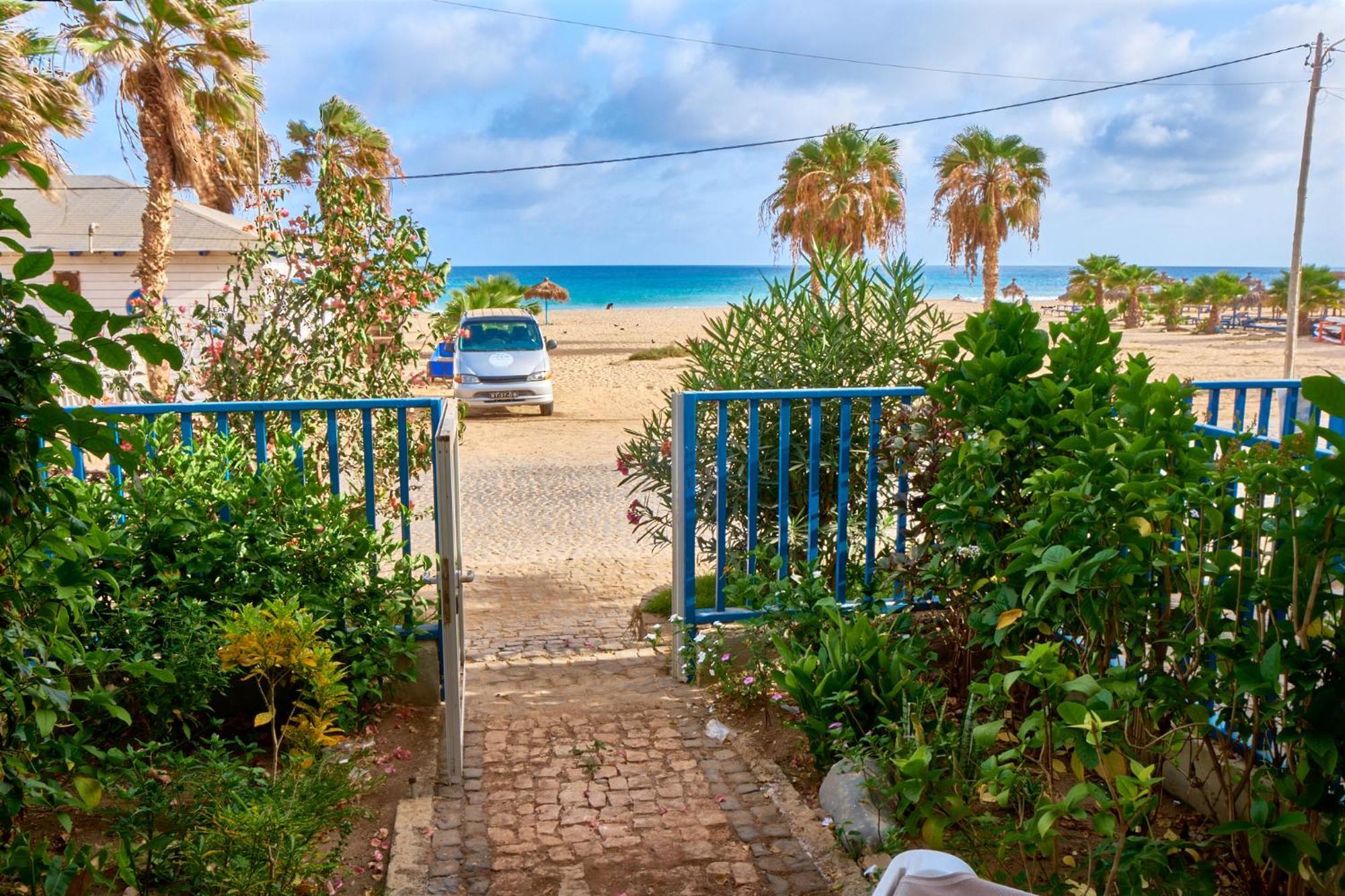 Leme Bedje Sea View - By Bobbywashere Santa Maria Exteriör bild